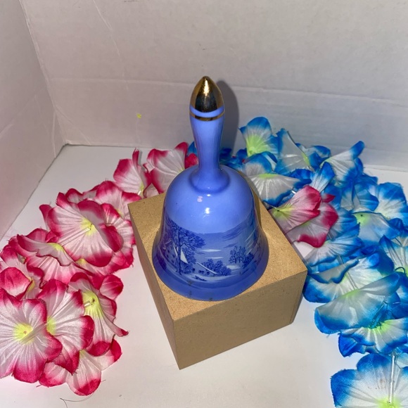 Currier and Ives Copenhagen collectibles bell dated 1977 - Picture 1 of 7